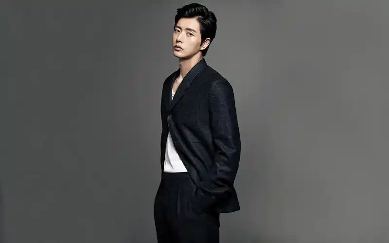 朴海镇,韩国艺人,演员,长腿欧巴,画报,写真,长腿男神朴海镇壁纸图片