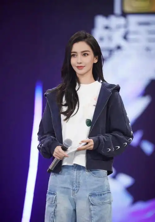 杨颖罕见的怀孕时期的照片,假如没有离婚也不至于此|黄晓明|世纪婚礼