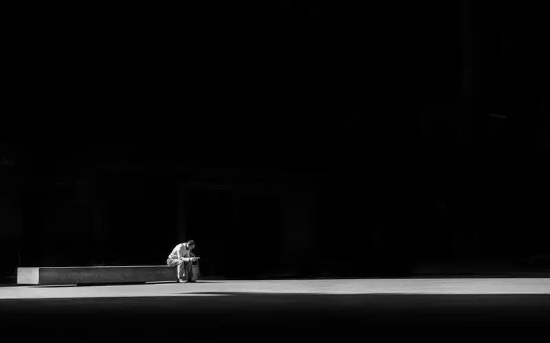 人累心累身心疲惫图片