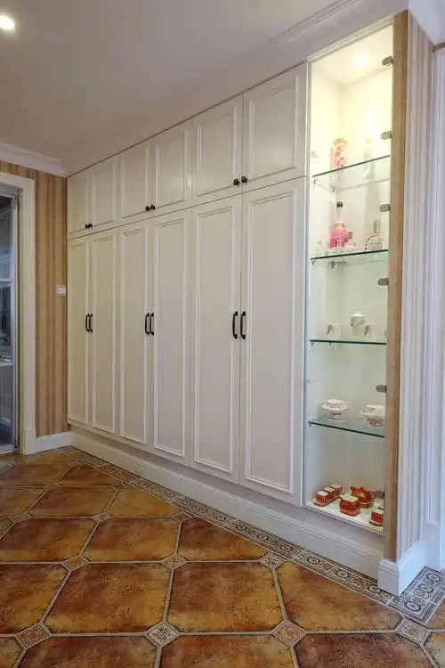 90㎡美式装修收纳柜图片  三居室美式风格装修收纳柜图片 装饰画 大