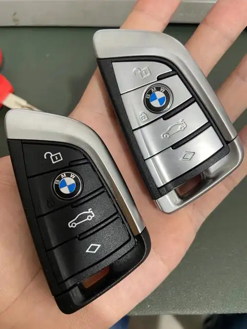 宝马3系x3刀锋钥匙减配很轻不好看