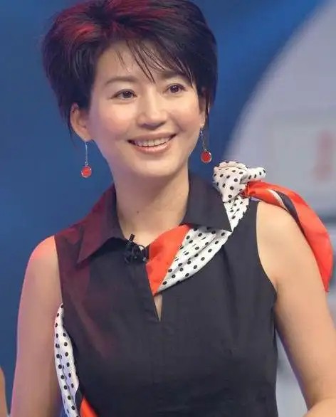 王小丫个人资料和图片_王小丫身高/体重/生日/年龄/星座_王小丫作品