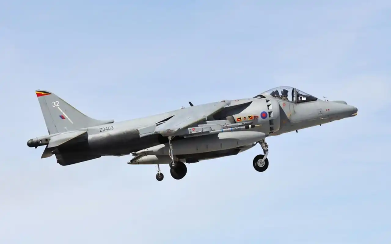 英国鹞式战斗机壁纸图片2下载