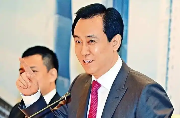 许家印塌房早有征兆