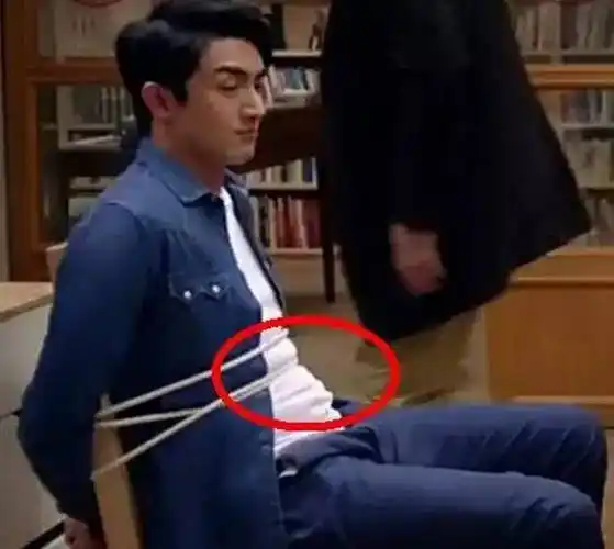 林更新露内裤边健身上热搜,细腰大身材还有翘臀_网友_肌肉_手臂