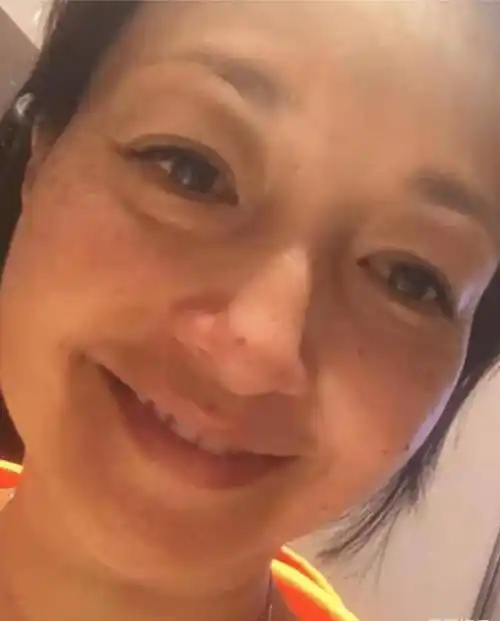 "陆无双"简佩筠近况,2度流近况终身不育,47岁成商界女强人_工作_李绮