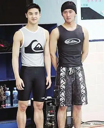 【图】谢霆锋和田亮合影真实身高曝光 情敌尴尬合影大盘点