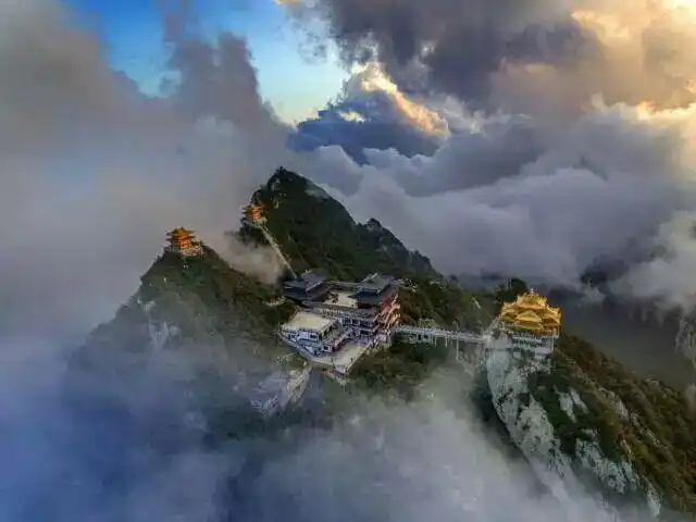 旅游研讨大会暨2018年度洛阳栾川老君山 福泉温泉三日游