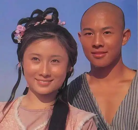 少林寺走红多位明星:计春华走了,李连杰成老翁,牧羊女怎样了?