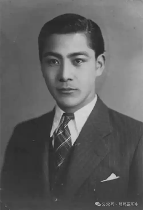 被误认为汪精卫照片很多人都说照片中的美男子是汪精卫,因为汪精卫也