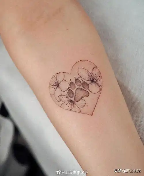 女生小清新纹身图案