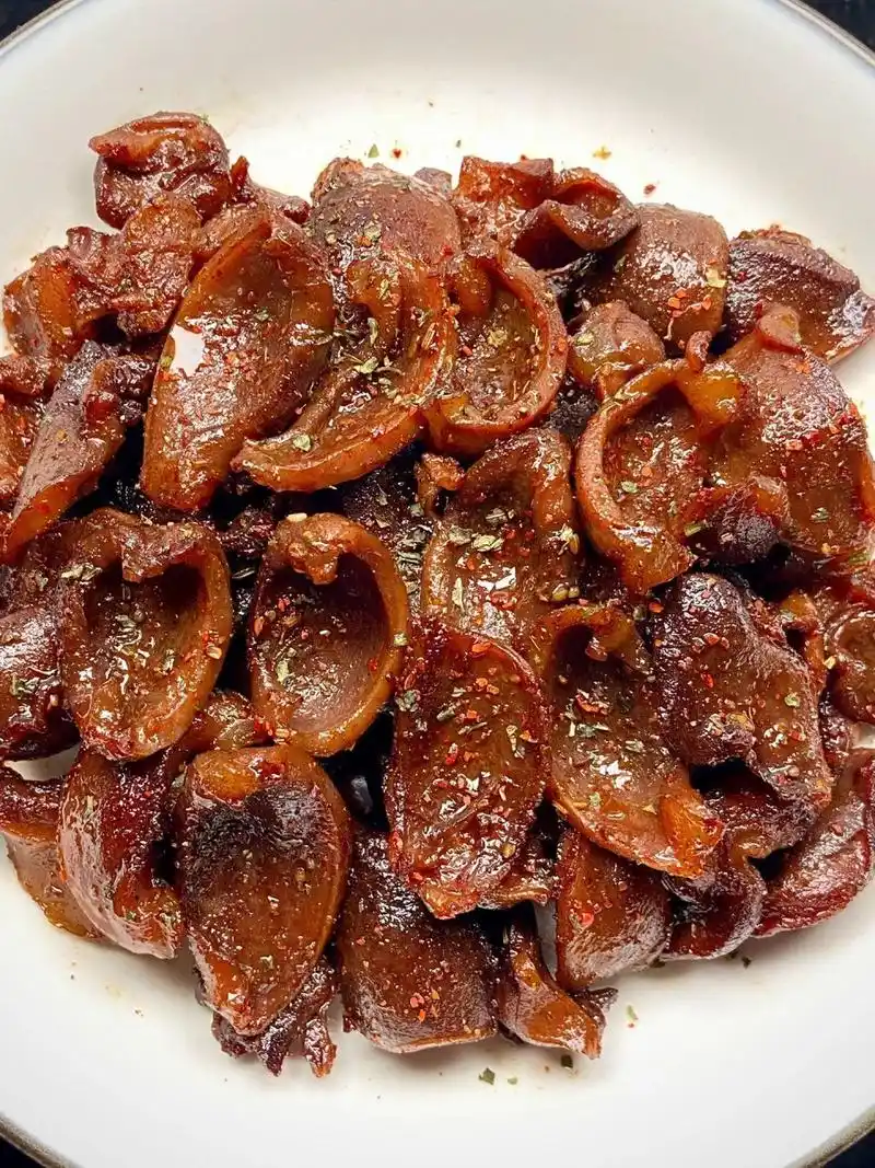 香辣酥脆的酒鬼鸭胗 这样做一出锅就炫到我了,脆脆的辣辣的又很入味