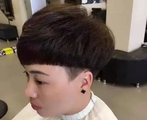 女生剃鬓角冬菇头 短发发型