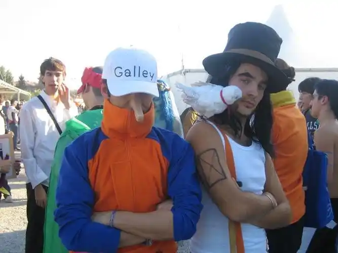 罗布·鲁兹和卡古,那个长长的方鼻子是什么做的哦,好好奇!