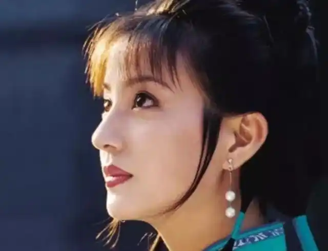 赵薇颜值巅峰期到底有多美?