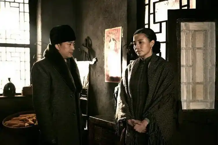 悬崖官方剧照剧照图片