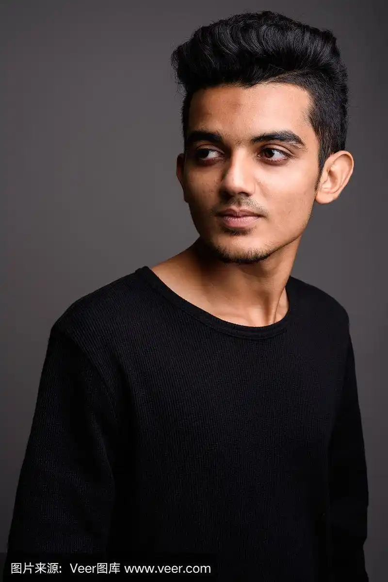 年轻的印度人的肖像