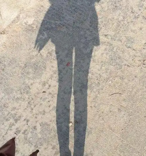 心理测试:3个美女影子,哪个最好看?测善良的你会被人利用吗!