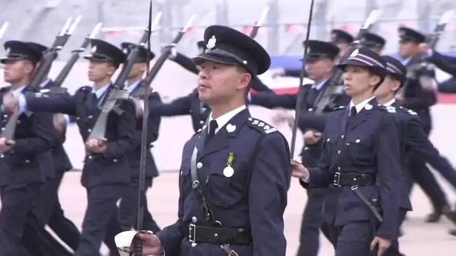 香港警察队伍的密度远大于内陆为何达到了3万多人