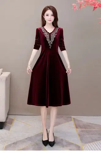 新款高端洋气金丝绒长袖连衣裙女中长款内搭打底裙子 高档高端品牌 酒