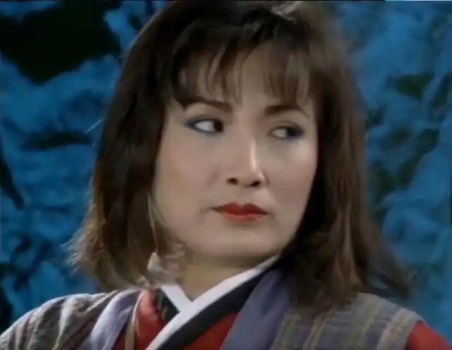 10版"金花婆婆"对比,有人颜值惊艳,有人惨不忍睹