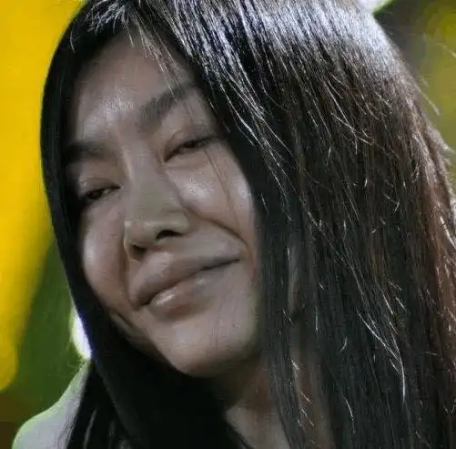 明星最想删除的照片:王力宏当众抠鼻子,郭晶晶史上最丑照