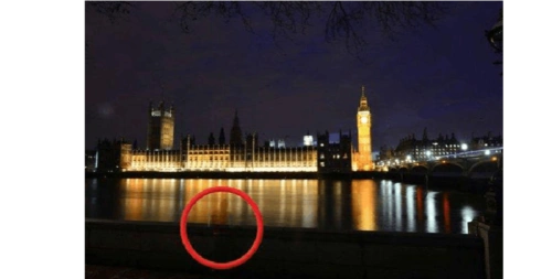 英国摄影师宣称自己拍到鬼