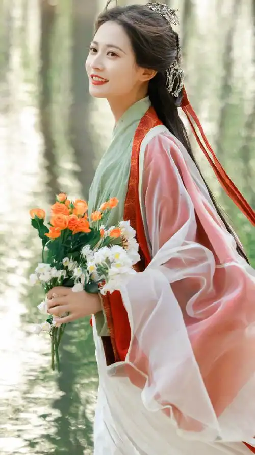 陈钰琪古装撑伞