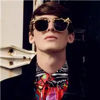 手机背景图片男生硬汉_微信头像图片大全