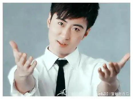 离婚三年高梓淇终于见到了六岁的儿子蔡琳晒父子俩游玩视频