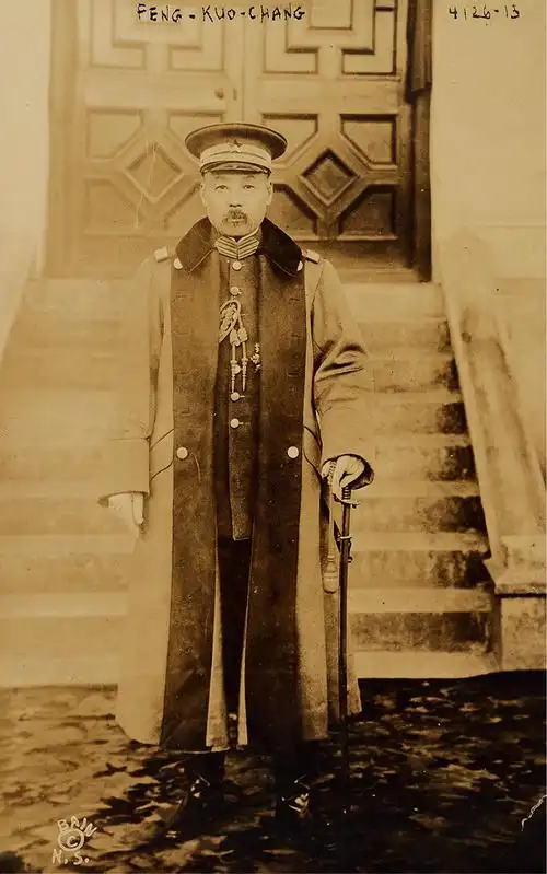 尤其左侧少帅张学良,是大帅的帅,不是帅哥的帅吧!