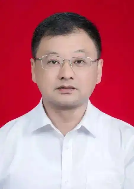 提名为南陵县人民政府县长候选人;陈海俊同志不再担任南陵县委书记
