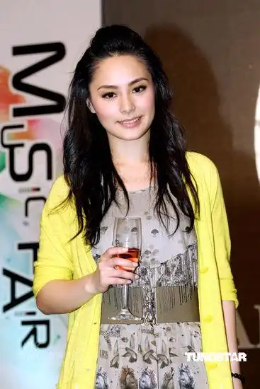 阿娇不当艳星当打星 学咏春拳未来将主攻电影