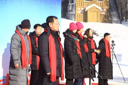 铁力市人民政府市长史春光同志宣布活动启动!