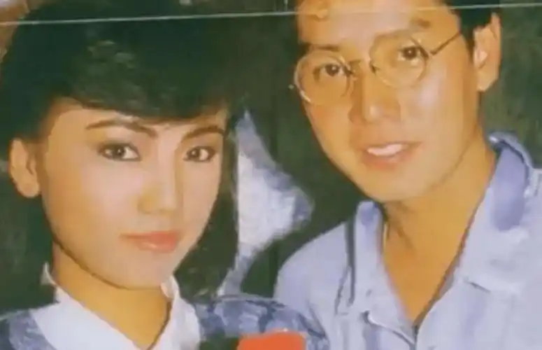 谭咏麟:哄老婆丁克15年,和19岁情妇生子,多年后追悔莫及_杨洁薇_工作