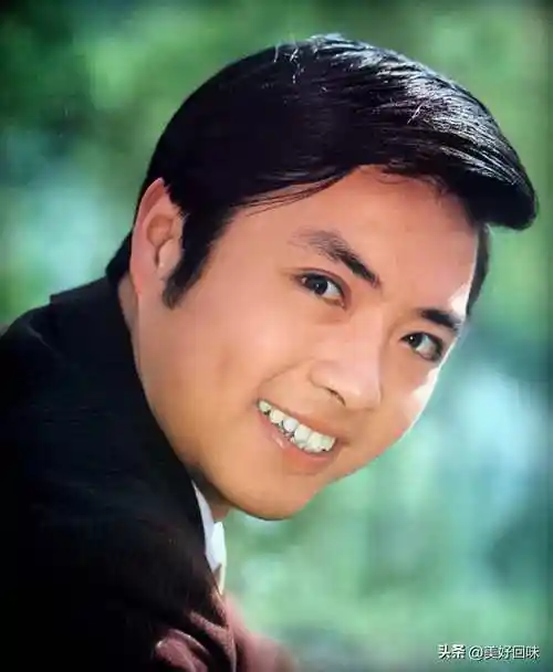 来自:>品谋图书馆馆藏>《八十年代的男女演员>2632_3200