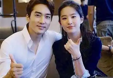 刘亦菲确认分手,胡歌微博再沦陷!