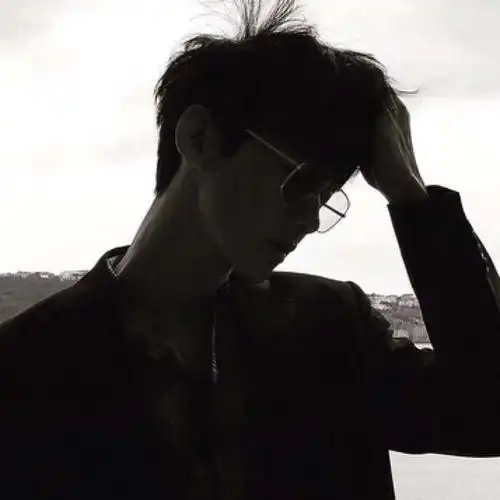 单眼皮帅哥头像,帅帅的男生唯美头像图片