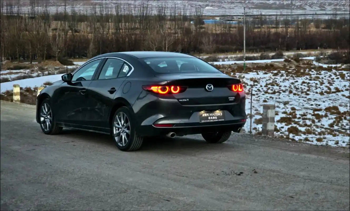 马自达 被时代埋没的小众冷门品牌.次世代马自达3昂克赛拉