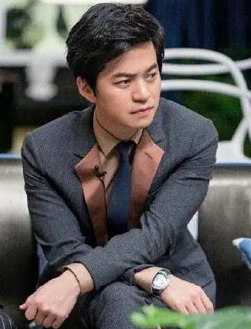 【图】歌手李健个人资料介绍 清华哥哥清澈魅力征服粉丝