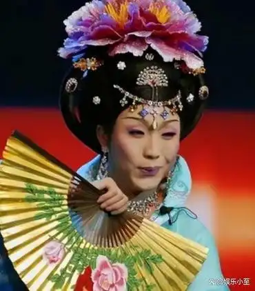 "跳梁小丑"李玉刚日渐衰落,不再被宽容,为何梅葆玖永不原谅?