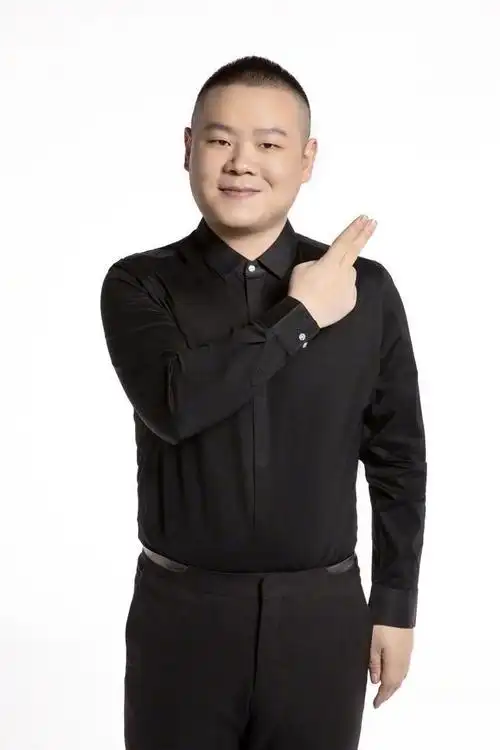 看春晚,听岳云鹏相声新说唱!