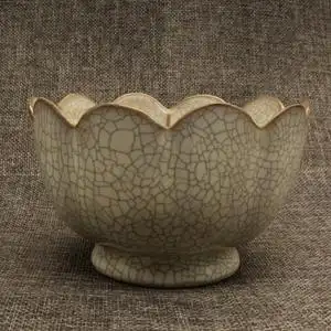 宋哥窑开片莲花碗 古玩古董 仿古瓷器 摆件收藏