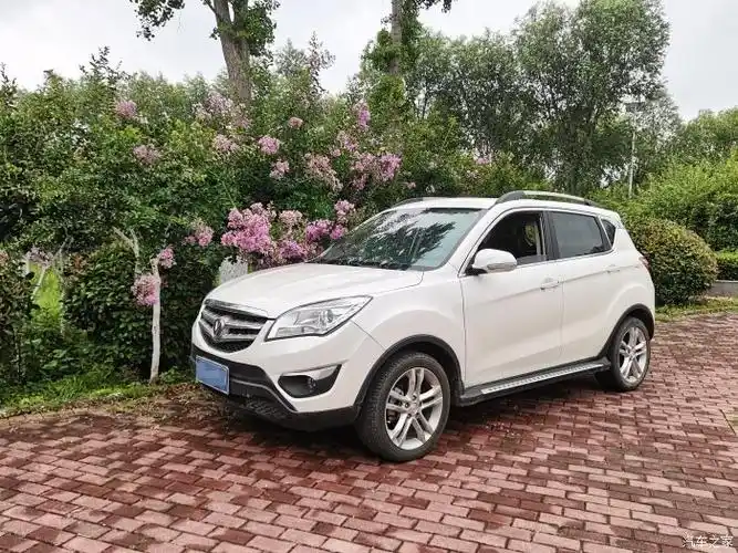 【图】王者风范的姿态,拥有cs35的甜蜜时光!_长安cs35论坛_汽车之家论