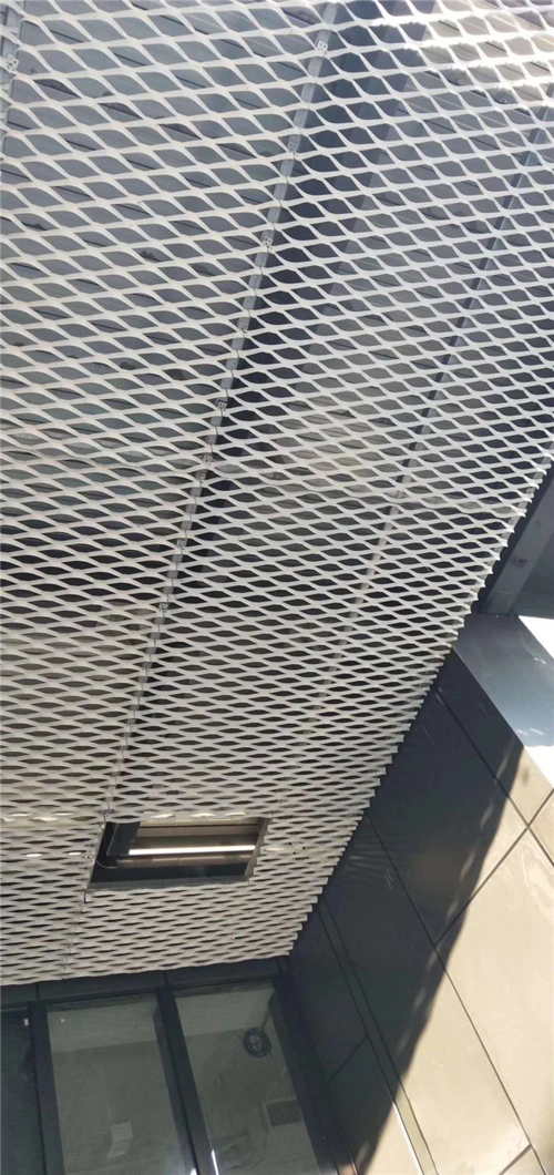 通道拉网板吊顶-开阔式拉网铝板定做