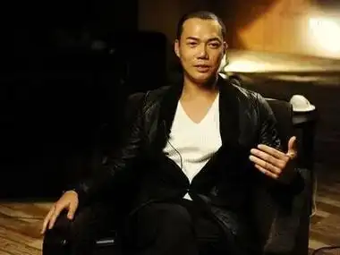 回顾大天二谢天华对桃色诱惑不拒绝妻子依旧不离弃