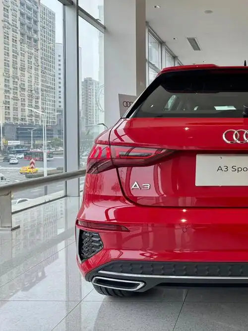 今日种草 适合女生的高颜值两厢车-奥迪a3