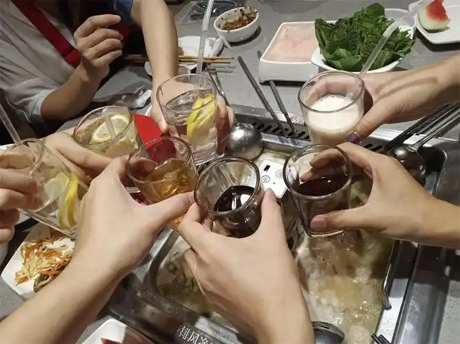 深圳活动小分队|椰子鸡社交饭局(聚会 吃饭 交友 吐槽应有尽有)