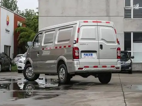 2016年大面包车才跑了5长安之星9有多能装?中小企业选择它,3.