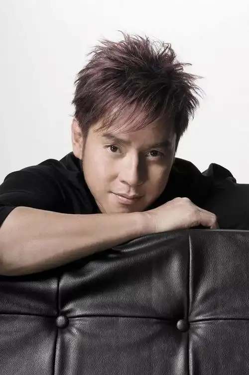 谭咏麟的这首歌有三个版本,你最喜欢哪个?